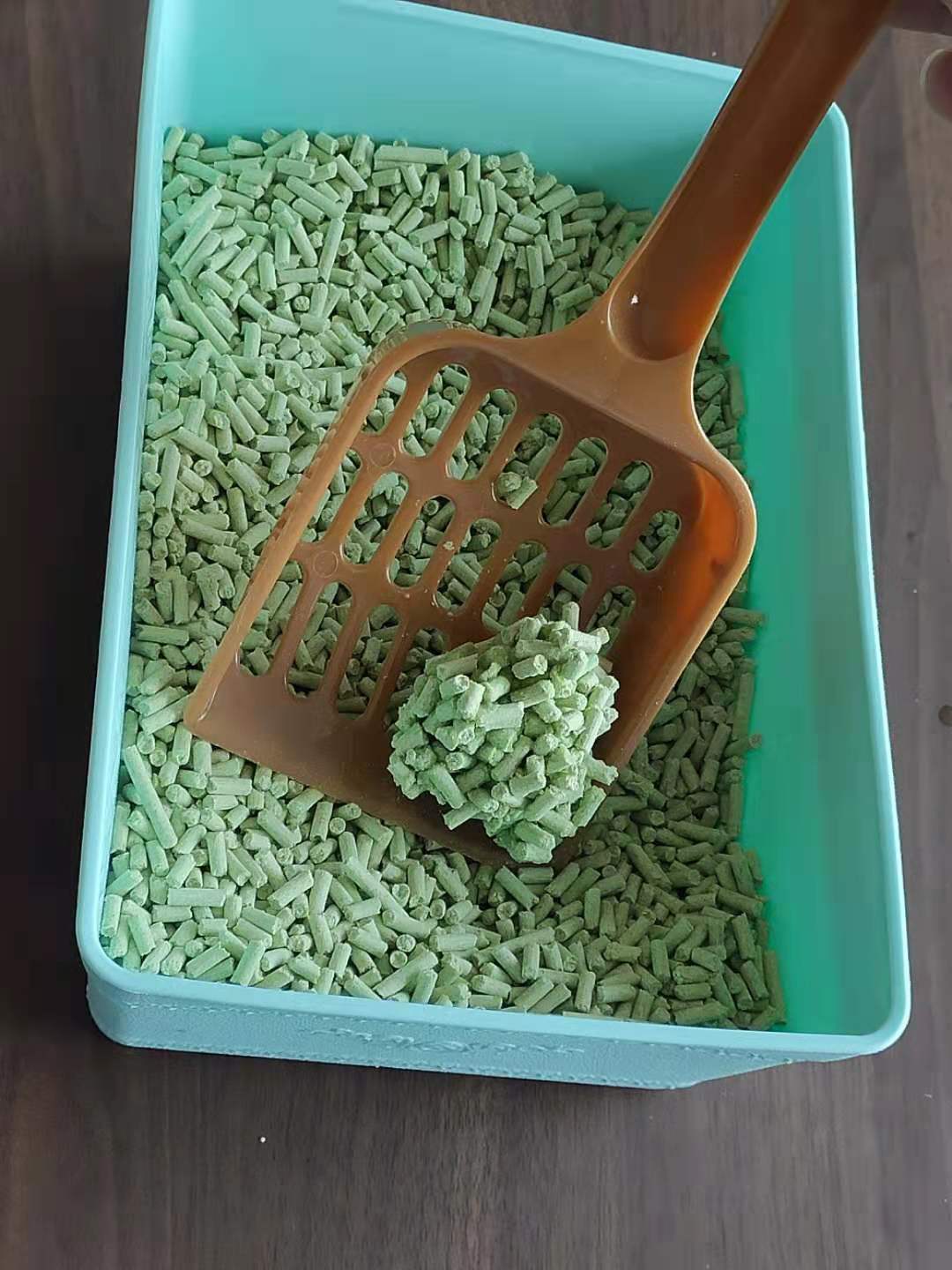 Pet Product Manufacturer & Buyer Directory